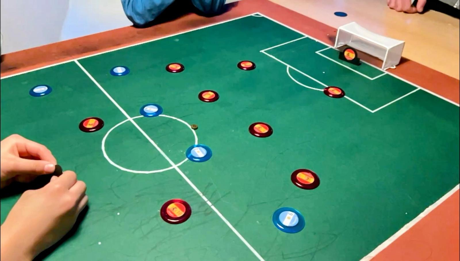 Knopffußball.